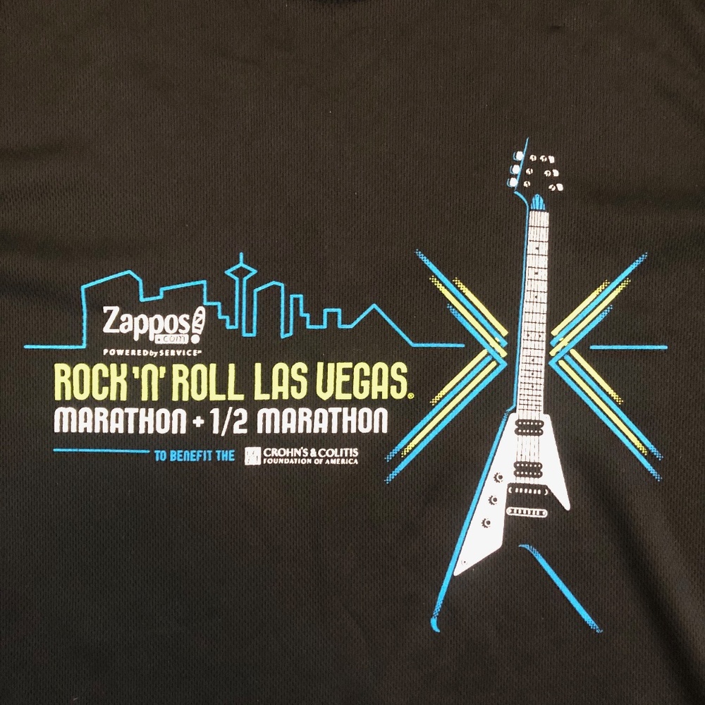 Brooks Running Distance Tee - Picture 2 of 5